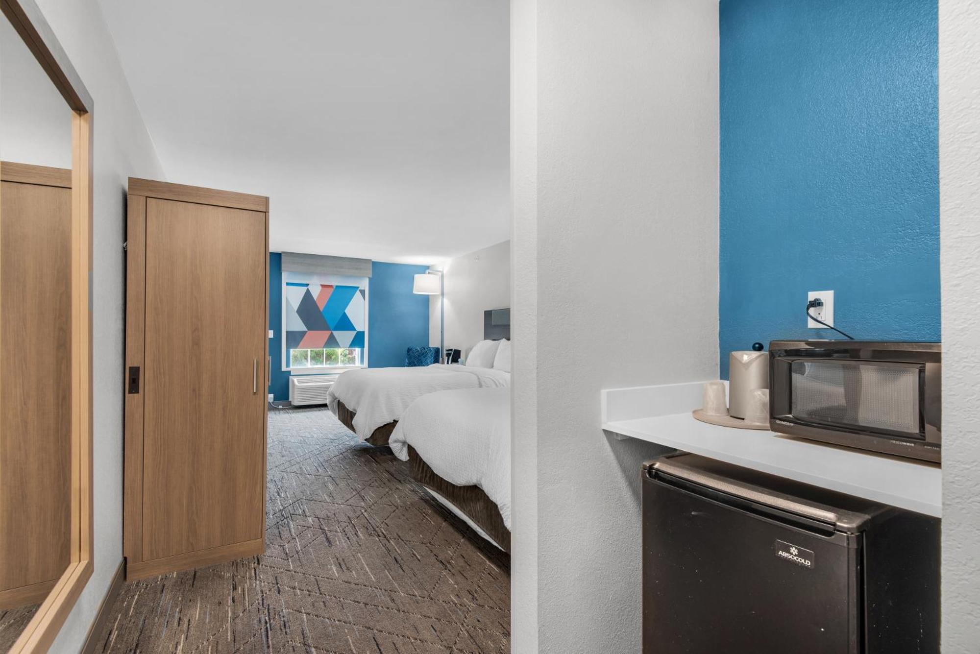 Hotel Holiday Express E - Commons Mall Area By Ihg 2*